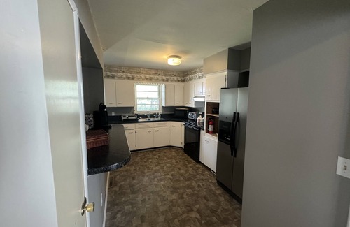 Kirksville Casa | Cozy, Clean & Pet-Friendly – Near Kirksville High