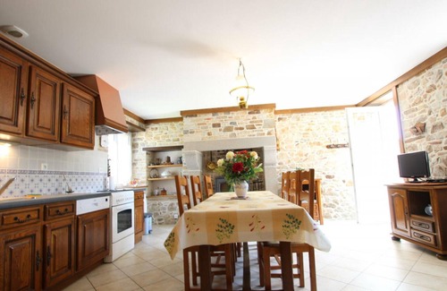 Sortosville-en-Beaumont Cabaña | Casa rural con jardín privado, cerca de playa y campos, ideal para familias, en Sortosville-en-Beaumont