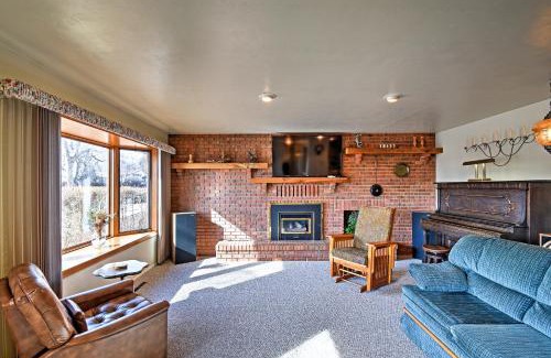 West Colorado Springs Casa | Cozy CO Springs Home 4 Mi to Garden of the Gods!