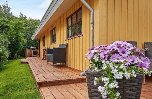 Hurup Thy Casa | Cozy Coastal Cottage Retreat-By Traum