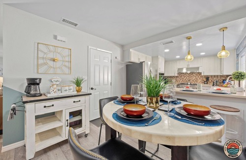Fire Mountain Casa | Cozy Coastal Hangout-Pool, Spa & Game Night Ready!