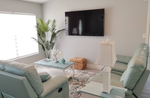 South Gulf Cove Casa | Cozy coastal themed Vacation Home!