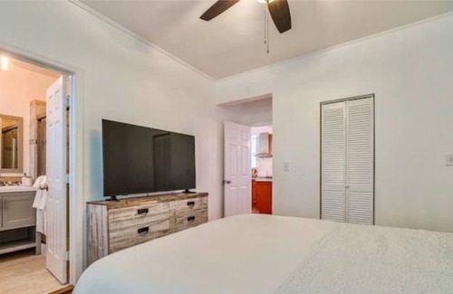 Norfolk Casa | Cozy Comfort in West Ghent