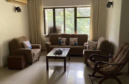 Kandivali East Apartamento | Cozy comfortable Apartment - 25 min from Mumbai International Airport...