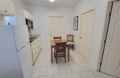 Segundo Barrio Apartamento | Cozy & Comfy Down Town El Paso