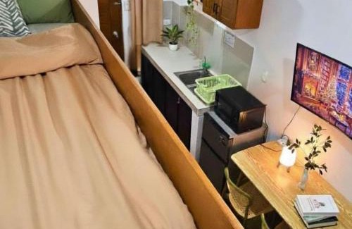 Albay Province Apartamento | Cozy Condo AC Wi-Fi Netflix Ligao Natl Rd Rm 303