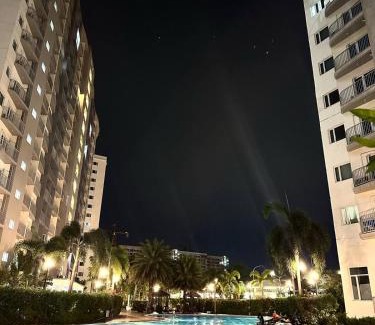 Las Pinas Apartamento | Cozy Condo at South Residences