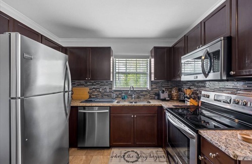 Deerwood Condominio | Cozy Condo; Close to Beaches, Town Center & Mayo