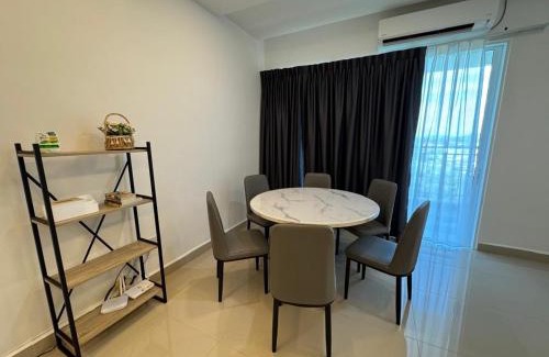 Sandakan Apartamento | Cozy Condo in Sandakan, Sri Utama Condominium IJM