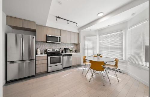 West End Apartamento | Cozy Condo in Trendy West End DT with Free Parking