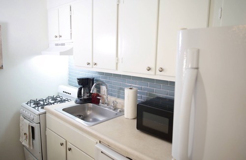 Atlanta Condominio | Cozy Condo near Buckhead and Mercedes Benz Stadium w/ Free Parking