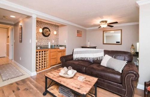 Farmington Casa | Cozy Condo | Peaceful Getaway!