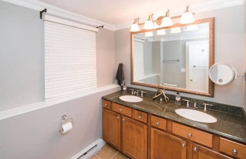 Farmington Casa | Cozy Condo | Peaceful Getaway!