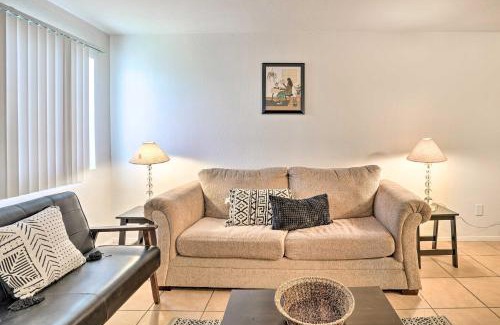 Yuma Apartamento | Cozy Condo Retreat about 3 Mi to Downtown Yuma!
