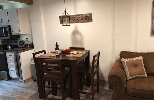 Snowshoe Condominio | Cozy Condo
