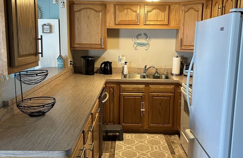 Ocean View Condominio | Cozy condo with amazing water views only 8 min from Bethany Beach !