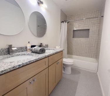 Belvedere Park Casa | Cozy Contemporary Bungalow