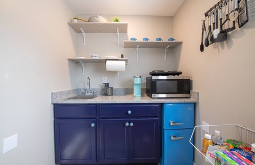 Concord Apartamento | Cozy, contemporary, studio near all things Concord!