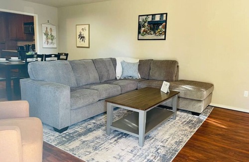 McAlester Casa | Cozy & Convenient Duplex: Free WIFI, washer/dryer