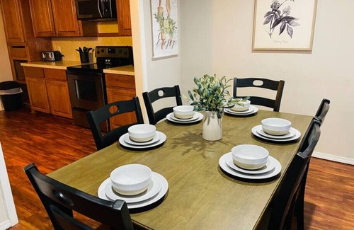 McAlester Casa | Cozy & Convenient Duplex: Free WIFI, washer/dryer