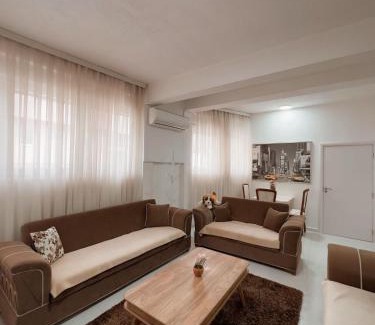 Mejë Apartamento | Cozy Corner Apartment