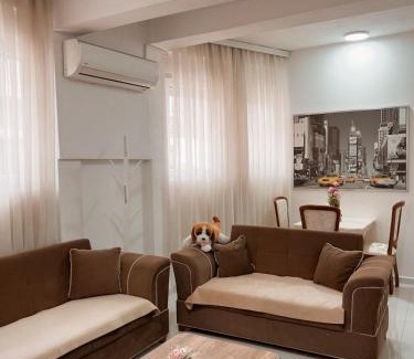 Mejë Apartamento | Cozy Corner Apartment