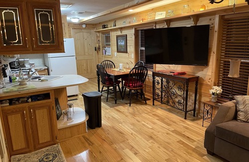 Hiawassee Casa | Cozy corner getaway in the mountains-Minutes away from Helen,GA/GA Mt Fairground