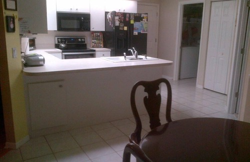 North Port Casa | Cozy Corner Home cerca de Warm Mineral Springs and Beaches!