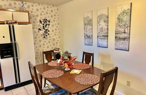 Racine Apartamento | Cozy Corner on Zimmerle