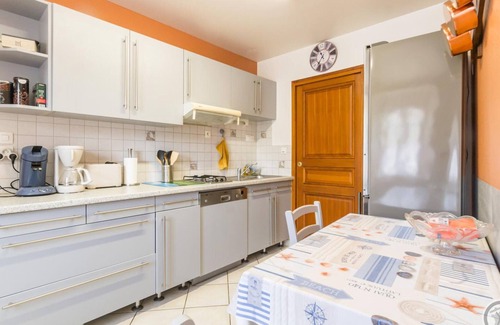 Gatteville-le-Phare Cabaña | Casa acogedora con terraza privada en Gatteville-le-Phare