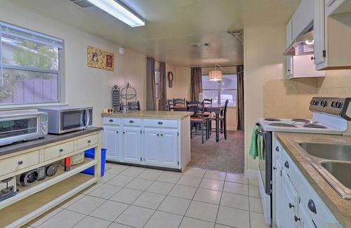 Belton Cabaña | Cozy Cottage ~ 1 Mi to Stillhouse Hollow Lake