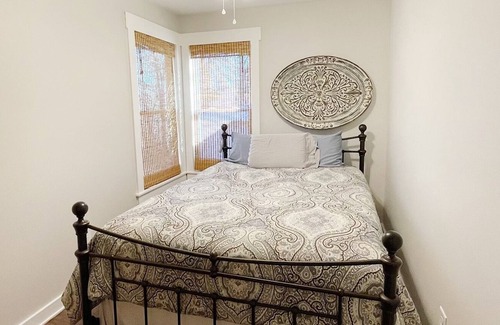 Westminster Cabaña | Cozy Cottage 5 min from Lake Hartwell.