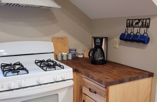 Grass Lake Apartamento | Cozy cottage apartment at Crane Cove