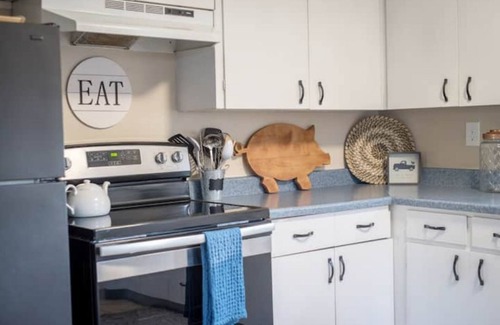 Carver Casa | Cozy Cottage at Dragonfly Horse Ranch