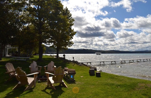Maple City Casa | Brookhaven Resort cottages-Big Glen Lake- ¡Alquile 1 o 5 casas!