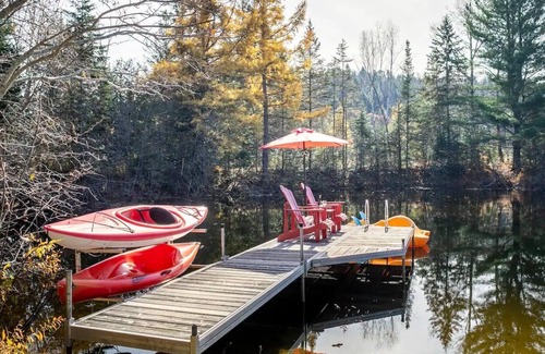 Wentworth-Nord Chalet De Esquí | Cozy cottage by the water