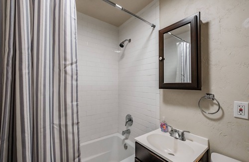 Corvallis Casa | Cozy Cottage - Close to OSU Campus