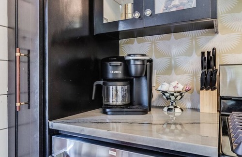 Lafayette Cabaña | Cozy Cottage · Cozy tiny house living w/ beautiful courtyard