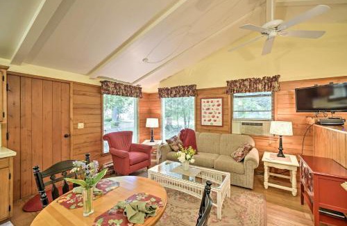 Fish Creek Casa | Cozy Cottage Duplex Walk to Peninsula State Park!