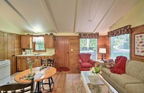 Fish Creek Casa | Cozy Cottage Duplex Walk to Peninsula State Park!