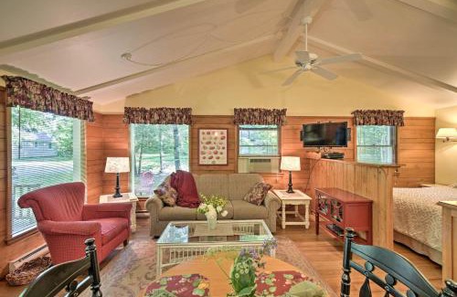 Fish Creek Casa | Cozy Cottage Duplex Walk to Peninsula State Park!