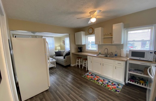 Russells Point Cabaña | Cozy cottage for a couple's weekend get away!