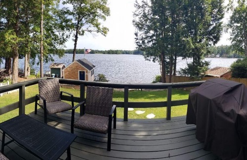 Windham Cabaña | Cozy cottage fully renovate with open concept on Forest Lake close to I95