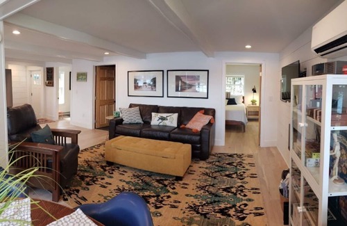Windham Cabaña | Cozy cottage fully renovate with open concept on Forest Lake close to I95