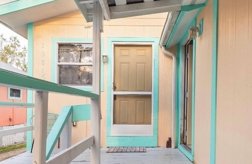 Naples Apartamento | Tranquila Olde "back country" Florida Cottage