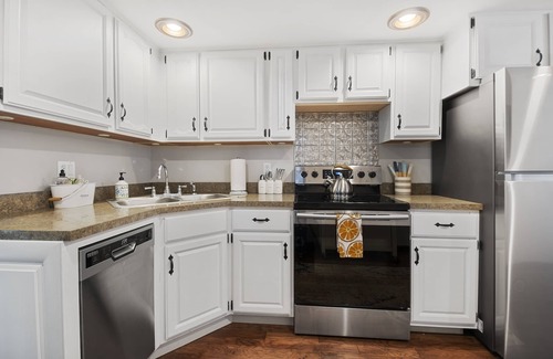 Rockledge Cabaña | ACOGEDOR HOGAR-HISTÓRICO ROCKLEDGE-PASEO AL PUEBLO