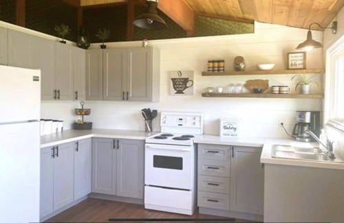 Beaconia Cabina | Cozy Cottage in Sweet Lakeshore Heights