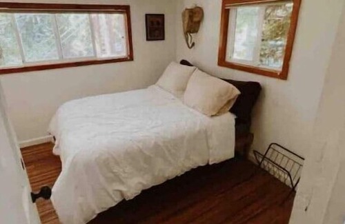 Felton Cabina | Cozy cottage in the majestic Santa Cruz redwoods