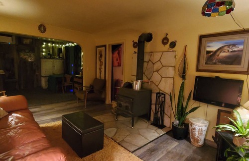 Hagerman Cabaña | Cozy Cottage in the midst of Hot Springs and Waterfalls