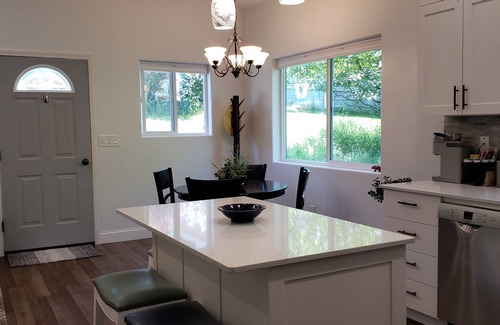 Columbia Falls Cabaña | Cozy Cottage in the Woods